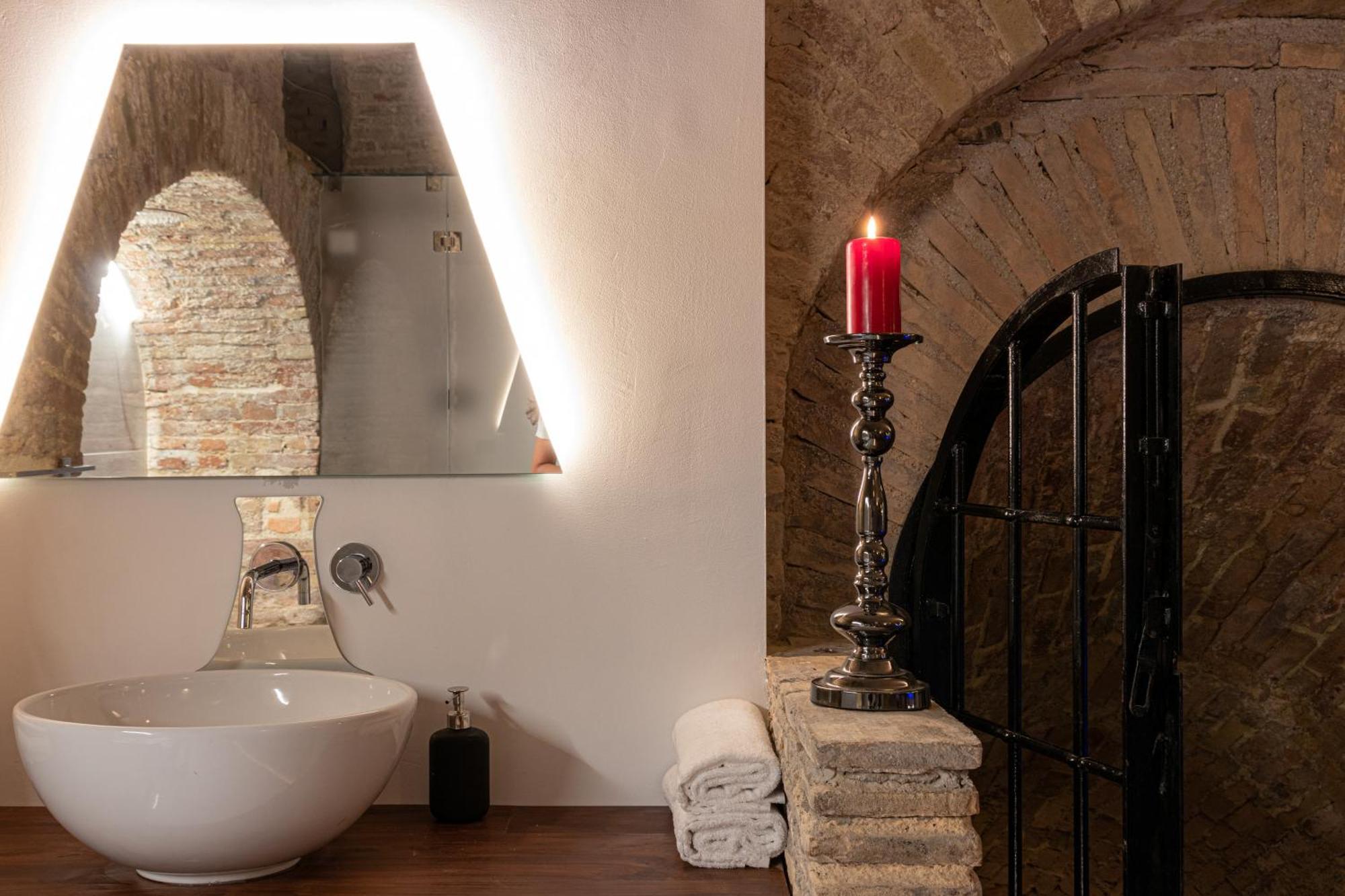 Inferno E Paradiso Gradara